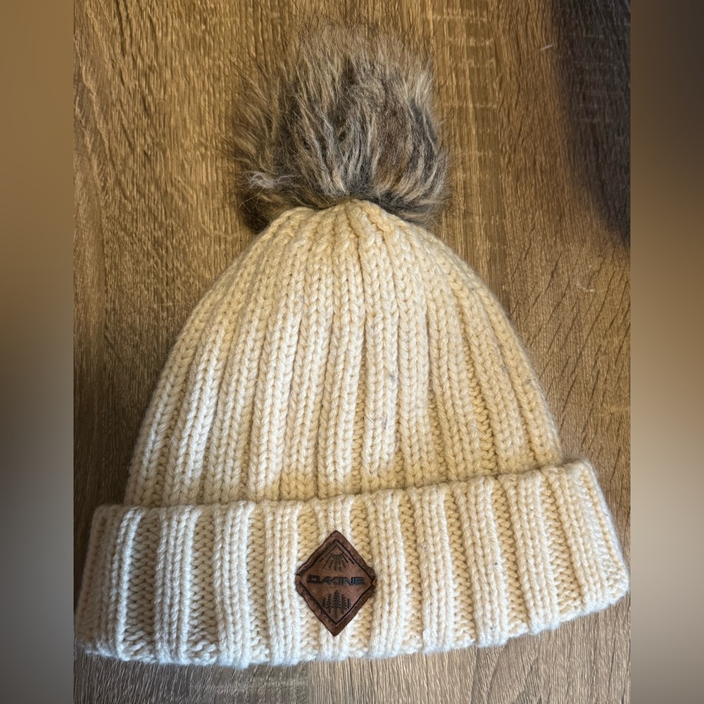 Dakine Women’s Cream Knit Beanie with Pom-Pom